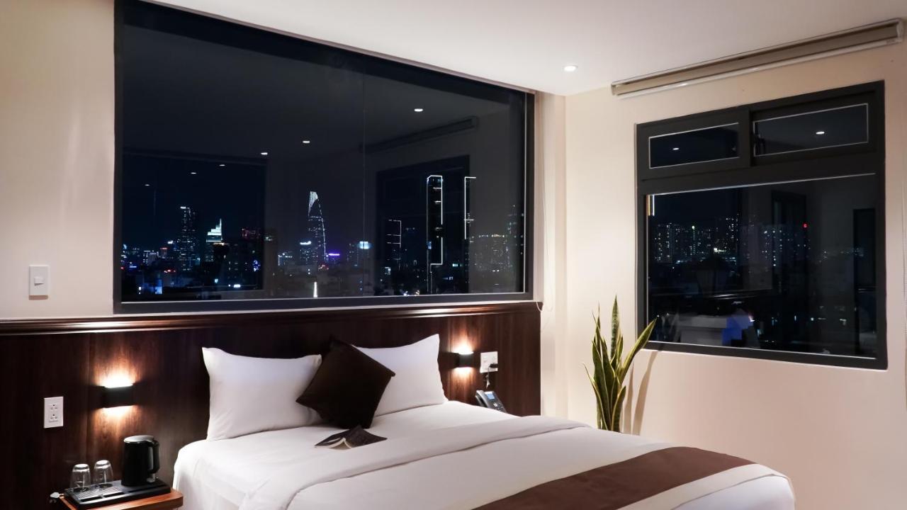 Bros Hotel Хошимин Екстериор снимка