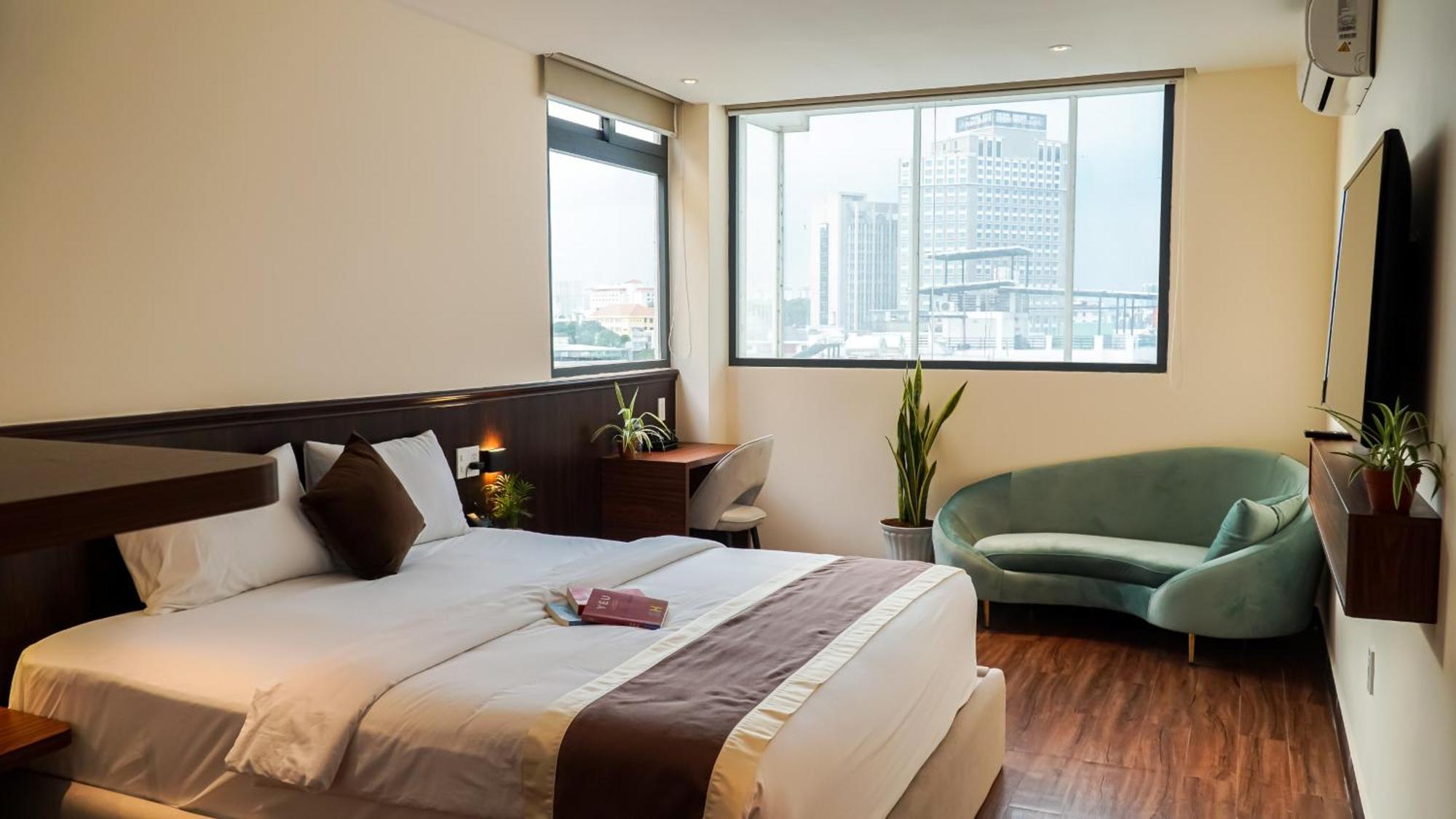 Bros Hotel Хошимин Екстериор снимка